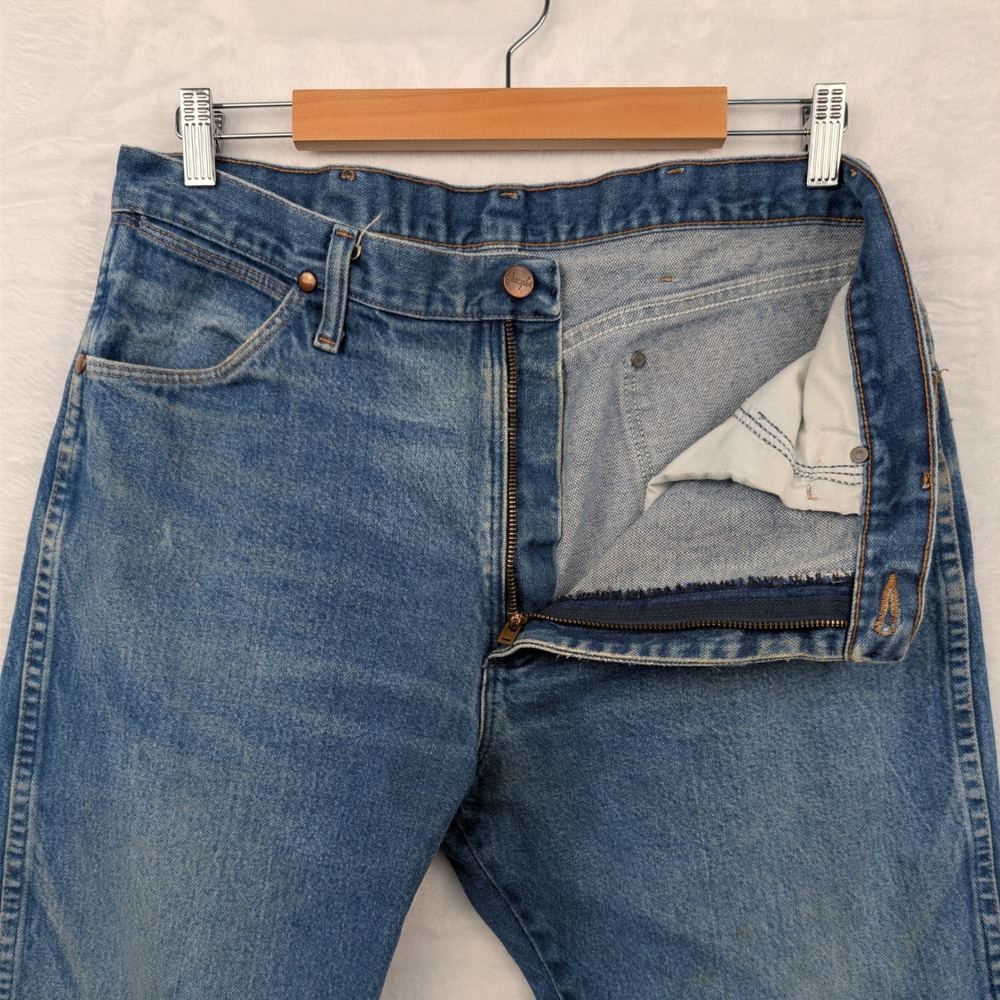 VTG Wrangler Jeans Men's 35x29 Blue Faded Cowboy Cut 13MWZ Straight Leg 90s